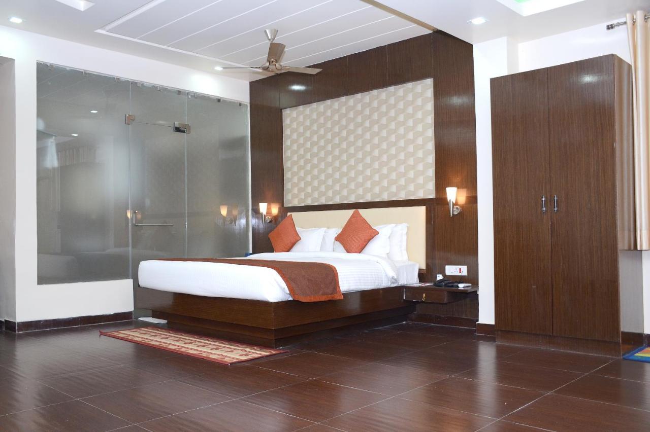 Buxar Vaishnavi Clarks Inn מראה חיצוני תמונה